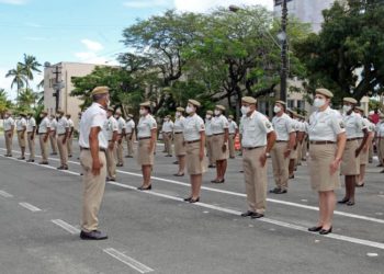Polícia Militar da Bahia forma 191 sargentos e recebe 26 novas bases móveis de segurança