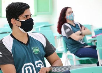 Dia histórico! Veja como foi o retorno às aulas presenciais da rede particular de Paulo Afonso