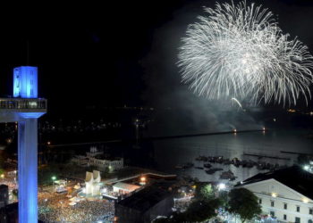 Governador da Bahia diz que considera prematuro anúncios de festas de réveillon: ‘Não tem decretos ainda autorizando festas’