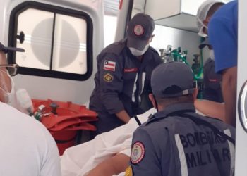 Bombeiros de Paulo Afonso auxiliam Samu na remoção de paciente com obesidade no HNAS