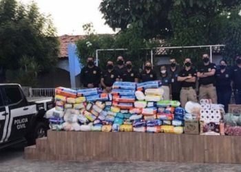Polícia Civil de Paulo Afonso doa centenas de fraldas geriátricas na Casa de Repouso São Vicente de Paulo