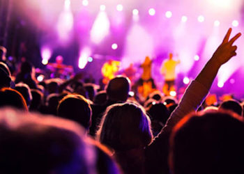 Governador da Bahia prorroga liberação de eventos e amplia público para até 1.200 pessoas