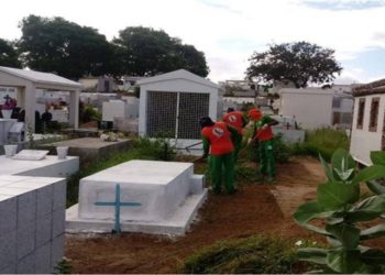 CRÔNICA – 2 de novembro, vivam os nossos mortos! (Francisco Nery Júnior)