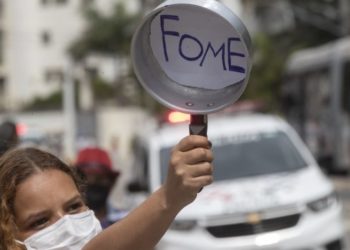 TJ nega liberdade para mãe de 5 filhos que furtou coca-cola, miojo e suco de supermercado de SP