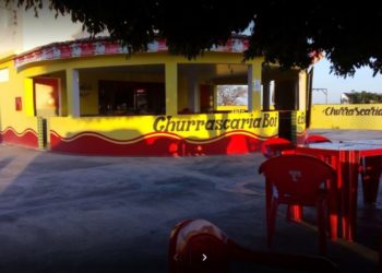 Churrascaria é assaltada por elementos armados em Glória (BA); dinheiro e celulares foram roubados