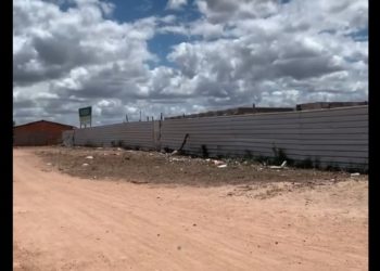 Empresa não prestou o serviço e contrato foi desfeito, diz prefeitura sobre construção de escola no Marina França