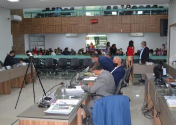 Luiz de Deus agradece a Macário e aos 9 vereadores da bancada por aprovação de suplementação de R$ 16 milhões