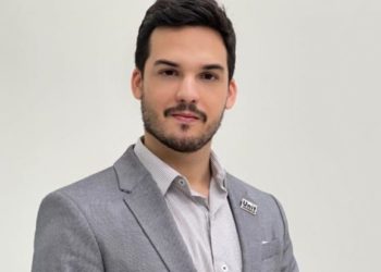Jovem de Paulo Afonso é o mais novo gerente comercial EAD e expansão da UNIT em Aracaju, SE