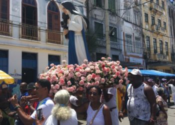 Senado aprova novo feriado nacional em homenagem a Irmã Dulce