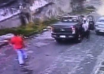 Homens são flagrados durante sequestro e morrem em troca de tiros com policiais na Bahia
