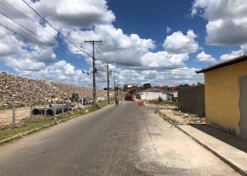 Trecho da Avenida ACM, no bairro Centenário, será interditado para drenagem no dique 2 pela Chesf