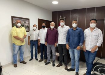 Diretores da empresa Raguife de rações para peixe visitam Paulo Afonso e estudam instalação no município