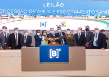 Alagoas garante R$ 9 bilhões em aportes com leilões de saneamento; montante histórico na economia do estado será aplicado em municípios para universalizar acesso a água e esgoto