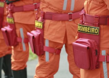 Decreto prevê aplicação de penalidades a estabelecimentos que desrespeitarem limite de público em eventos na BA