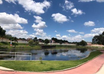 Lagos do Parque da Aurora e Balneário passam por secagem para retirada de plantas aquáticas