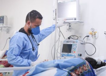 Rui Costa diz que 300 baianos com Covid-19 estão internados em leitos de UTI: ‘Só a vacina é capaz de barrar’