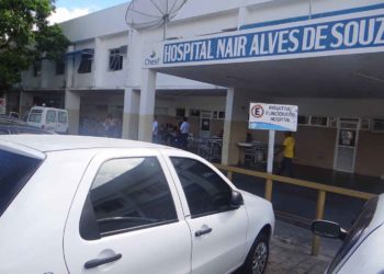 Preso foge de escolta policial no Hospital Nair Alves de Souza em Paulo Afonso