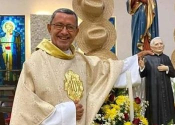 Leia a carta deixada por padre encontrado morto dentro de igreja em Surubim-PE