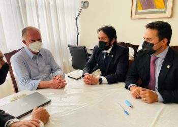 ‘Seria um grande baque no meu coração’, diz Leão sobre possível saída de Mário Negromonte Júnior