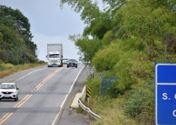 Operação Carnaval 2022: PRF na Bahia alerta para os perigos das ultrapassagens indevidas