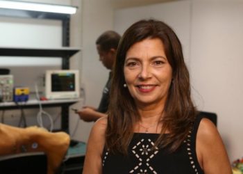 Médica Adélia Pinheiro é a nova Secretária da Saúde do Estado da Bahia