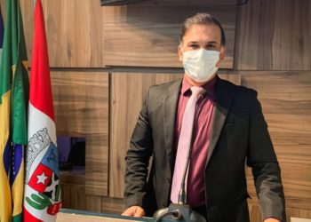 “A situação é preocupante”, diz Marconi sobre denúncia de filas para matrículas em escolas da rede municipal e falta de vagas