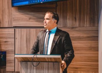 Após descaso com caixa d’água da Várzea, Marconi questiona R$ 9 milhões da Secretaria de Agricultura