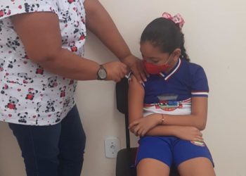 Vacinação infantil de 2ª dose Coronavac/Butantan acontece neste domingo (27)