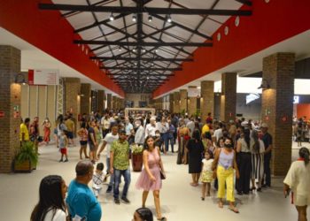 “Um grande marco para economia de Delmiro Gouveia”, diz Renan Filho durante lançamento do Shopping da Vila (FOTOS)