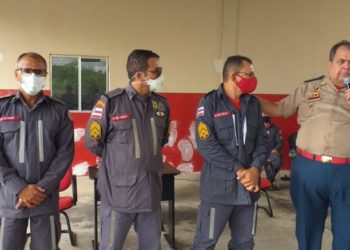 15º GBM de Paulo Afonso realiza parada militar com a presença do comandante-geral do CBMBA