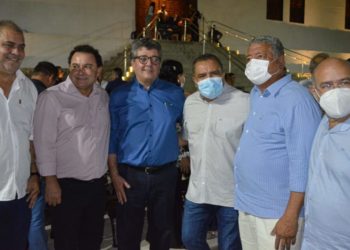 “Um grande marco para economia de Delmiro Gouveia”, diz Renan Filho durante lançamento do Shopping da Vila (FOTOS)