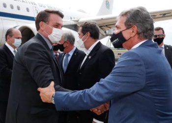 Bolsonaro demite presidente da Petrobras