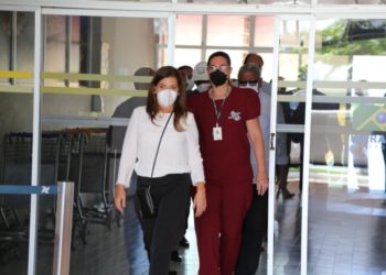 Secretária estadual visita unidades de saúde de Paulo Afonso para diagnóstico e investimentos