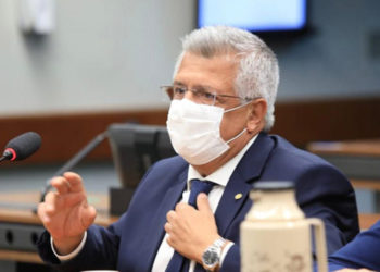 Bacelar anuncia saída do Podemos ‘para continuar na base do governador Rui Costa e apoiar Lula’