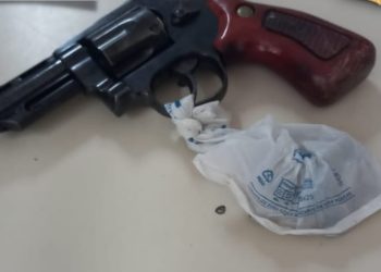 Suspeito morre e outros dois são presos após troca de tiros com a polícia em Paulo Afonso