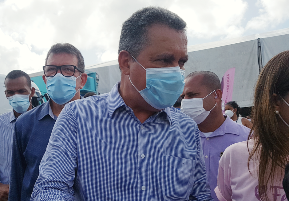 Rui Costa diz que uso de máscaras em ambientes abertos pode ser liberado em abril na Bahia