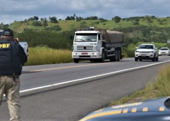 Em apenas 24h da Operação Semana Santa, PRF registra inúmeros flagrantes de imprudência nas rodovias federais da Bahia