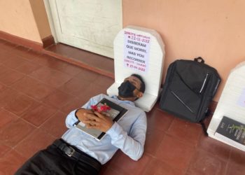 “Tiraram o nosso direito”, diz estudante em protesto contra a UNEB campus Paulo Afonso; entenda