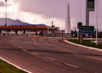 Paulo Afonso – No feriado deste 21 de abril, lojas fecham e supermercados podem abrir até 18h