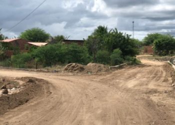 Passagem molhada será construída na via que liga o Benone a Vila Matias