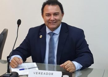 Na Câmara, Valmir Rocha destaca necessidade de médicos e ações de apoio ao remo e ao esporte de Paulo Afonso