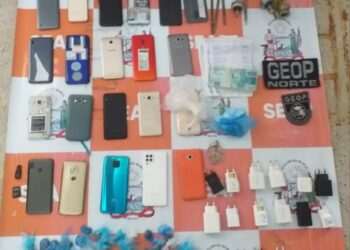 21 celulares, cocaína e maconha são encontrados em celas do presídio de Paulo Afonso