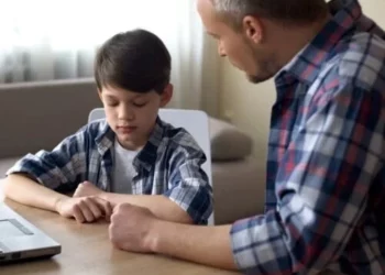 Francisco Nery Júnior – Na criação dos nossos filhos, não reter a vara – mas não bater; espancar