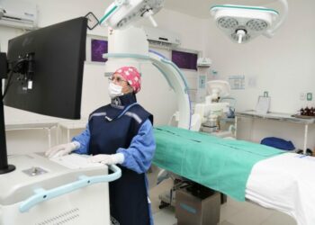 Secretário de Saúde celebra retirada do alvará sanitário do Hospital Nair Alves de Souza