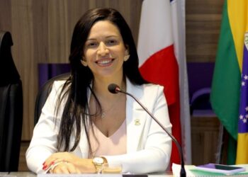 “Estamos perdendo emendas por incompetência da prefeitura” denuncia Evinha