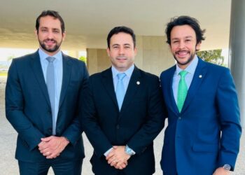 Com apoio de Mário Júnior, prefeito David Cavalcanti comemora conquista de verba para manter perímetros irrigados de Itaparica