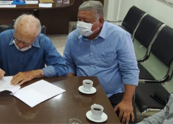 Prefeitura de Paulo Afonso realiza pagamento da 1ª parcela do 13º salário aos servidores municipais