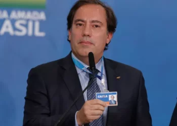 Presidente da Caixa deixa o cargo em meio a denúncias de assédio sexual; veja carta com pedido de demissão