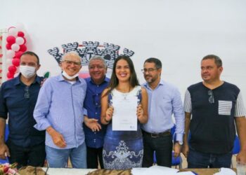 70 aprovados no Concurso Público da Prefeitura de Paulo Afonso foram empossados nesta quarta-feira (1)