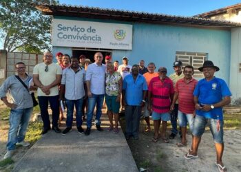 Vereador Gilmário Marinho reúne-se com a comunidade da Malhada Grande e garante aração de terras para o imediato plantio de milho e feijão